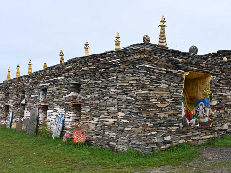 Bage-Mani-piles