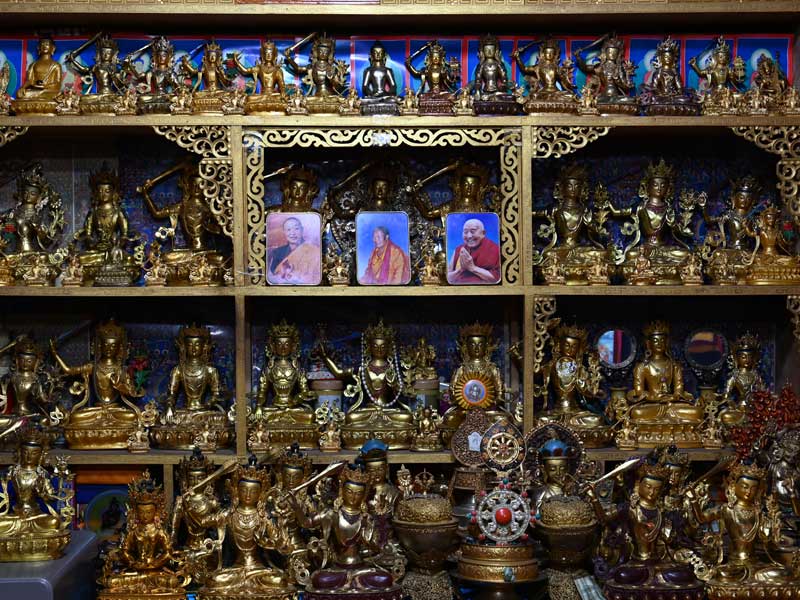 Bongya-Buddha-statues