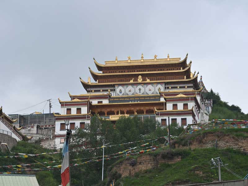 Bongya-main-building