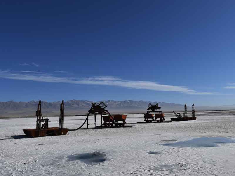 Chaka Salt Lake equipments
