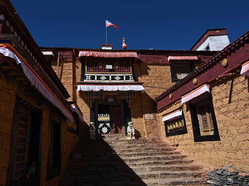 Chokhor-main-building