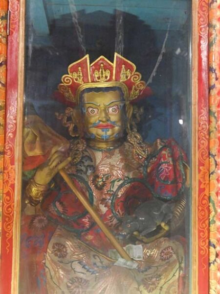 Dargya-buddha-statue.