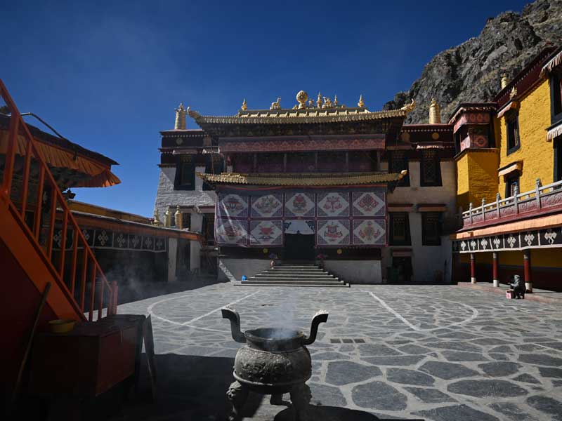 Dorje Drak mainhall