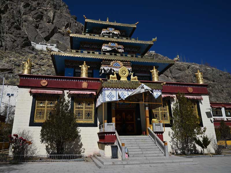 Dorje Drak protector hall