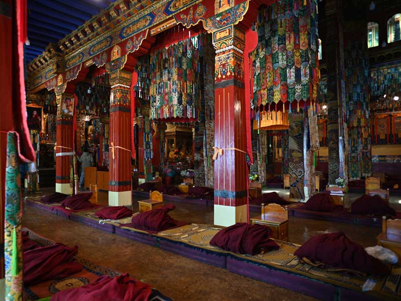 Dorje Drak sutra hall