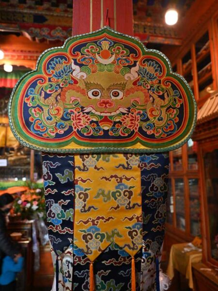 Dorje Pillar head trim