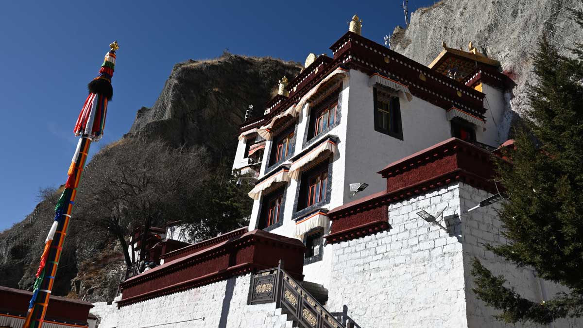 Drala Luphu Monastery