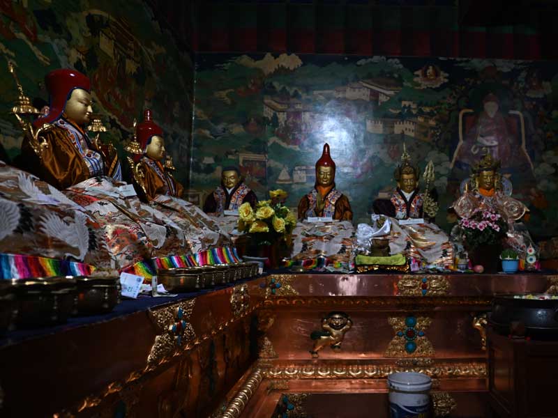 Dratang Buddhas