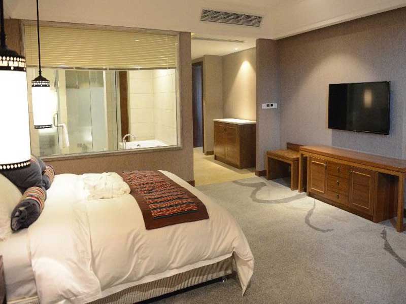 Qiaomu langzong hotel