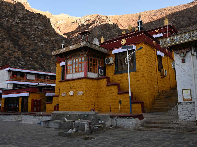 Gari mainhall