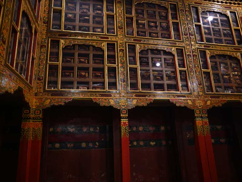 Gungtang Scripture shelf