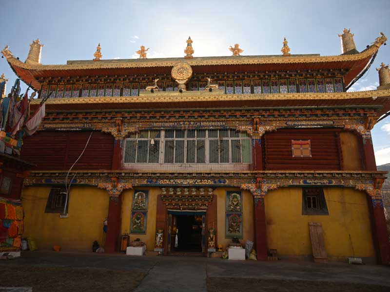 Gyala-main-hall