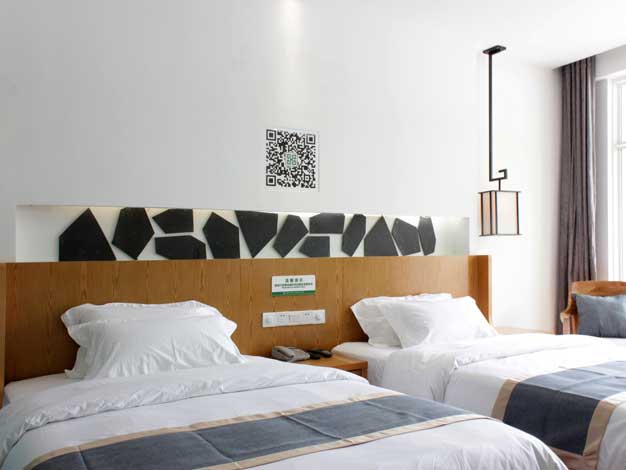 Huang Qiao Hotel