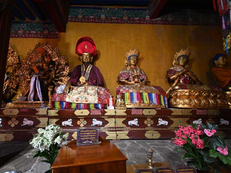 Kagyu-figures-Densatil