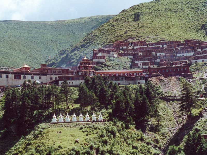 Katok Monastery, one of the 6 great Nyingma monastery |Tibetan Trekking