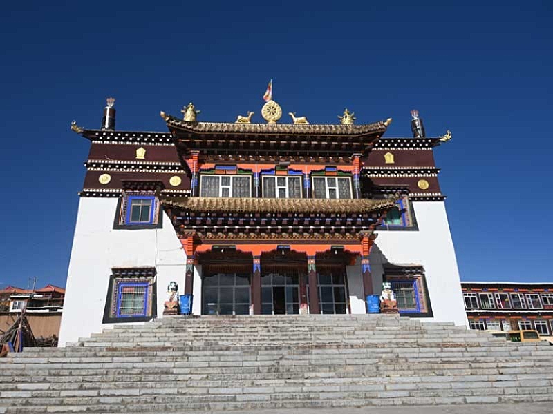 Kongmar-main-hall.