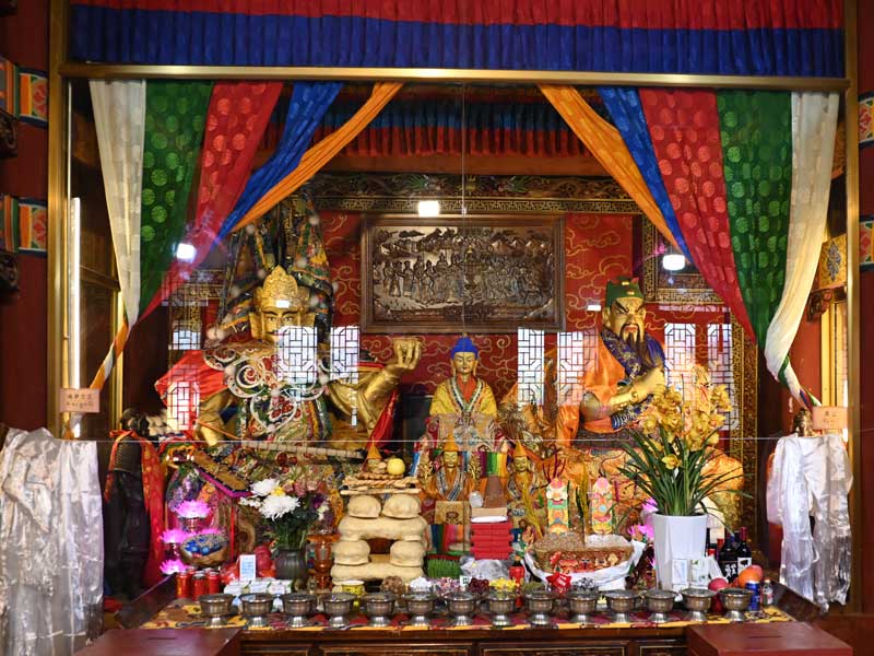 Kwon Ti and Gesar king