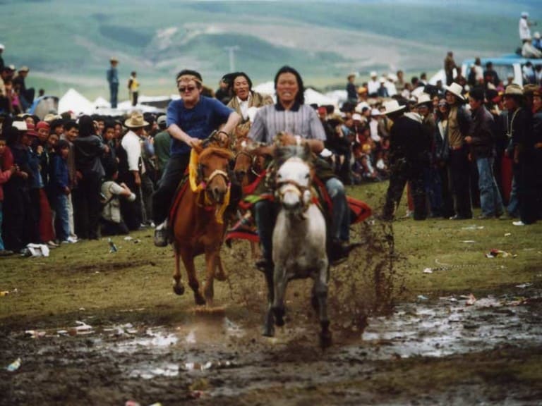 Litang horse racing