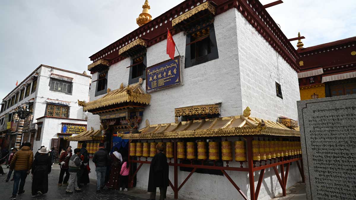 Mani Lakhang