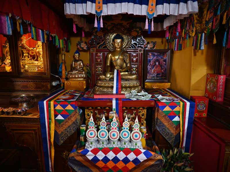 Meru Nyingpa sutra hall