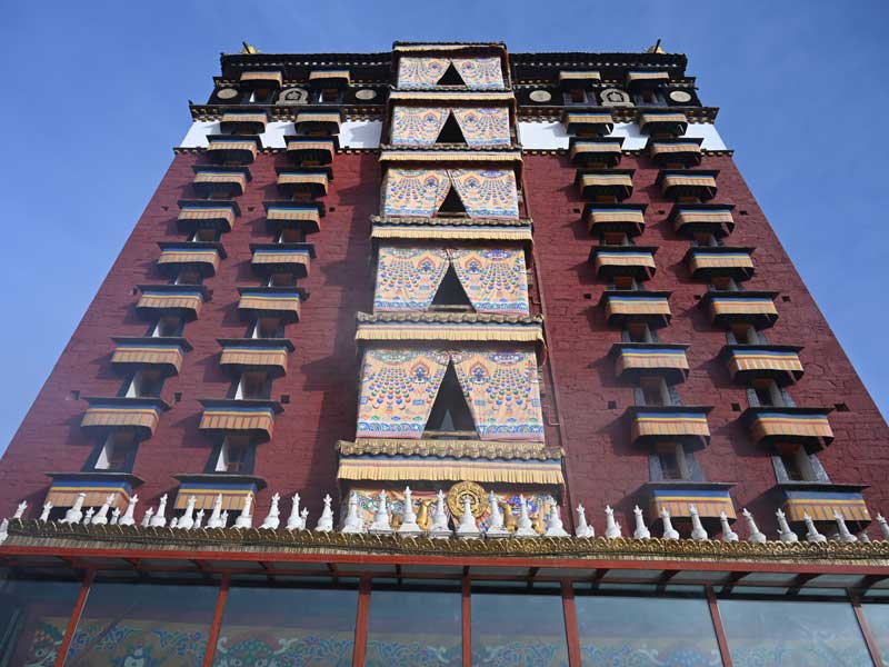 Milariba Pagoda front