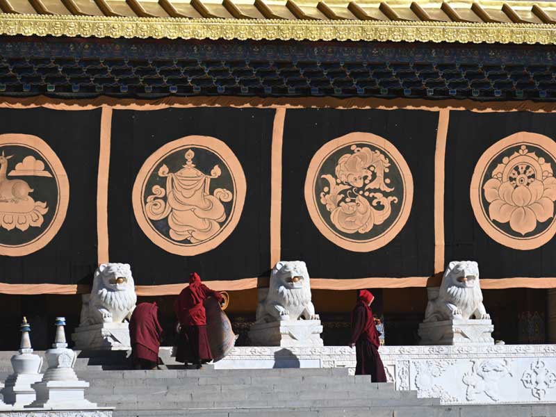 Muya-monk-lesson