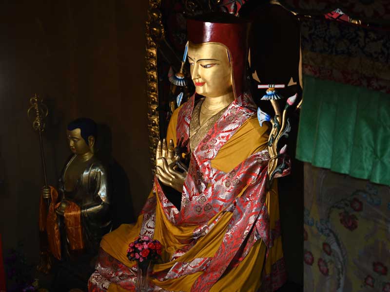 Namgyal-Sakyamuni