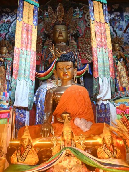 Nyintso-buddhas