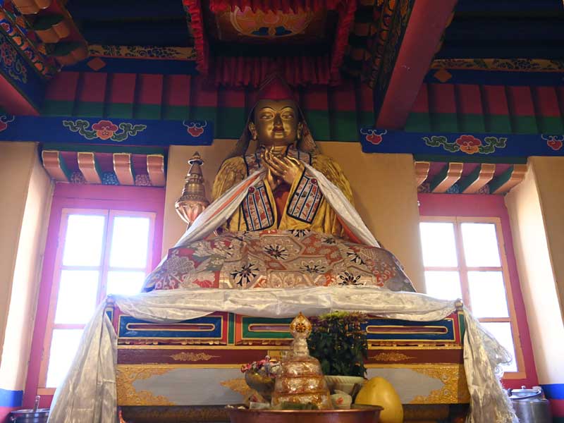 Pabongka statue