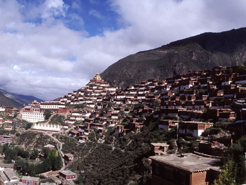 Pelyul monastery