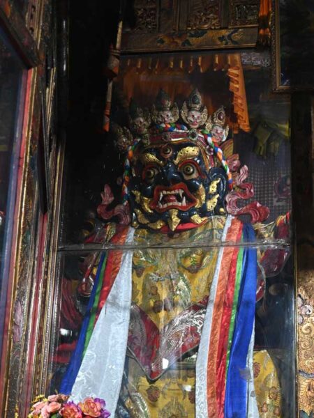Riding-tiger-Protector in Han Temple