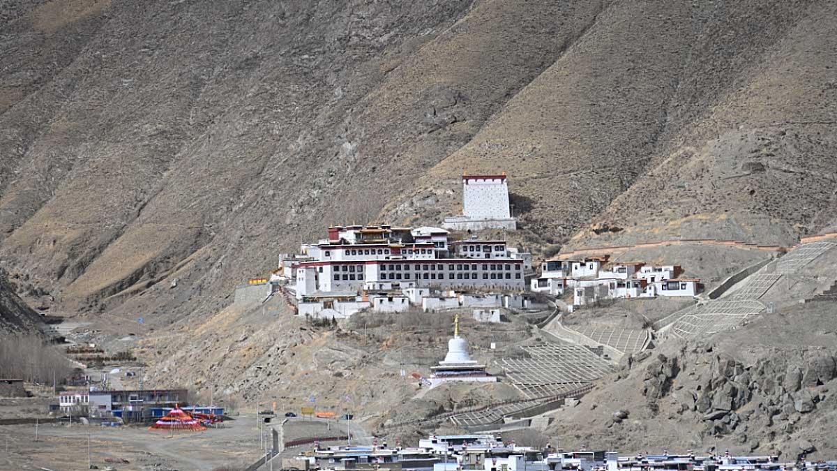 Riwo Dechen Monastery