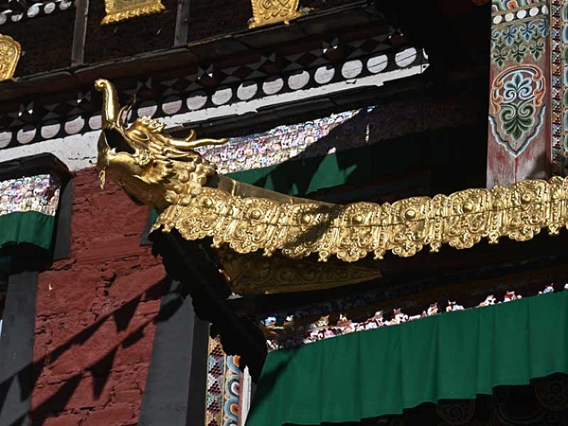 Tagong-Monastery-Cornices