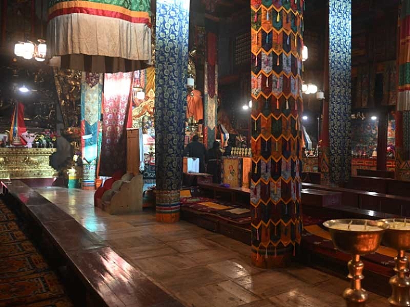 Tagong-Monastery-main-hall