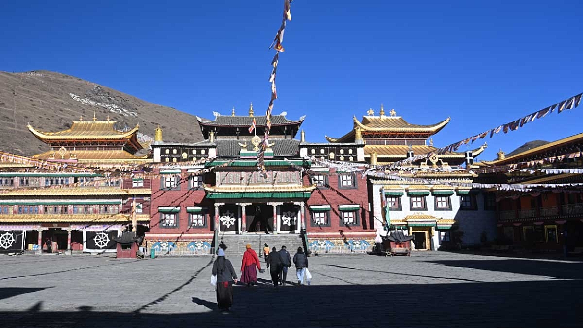 Lhagang monastery
