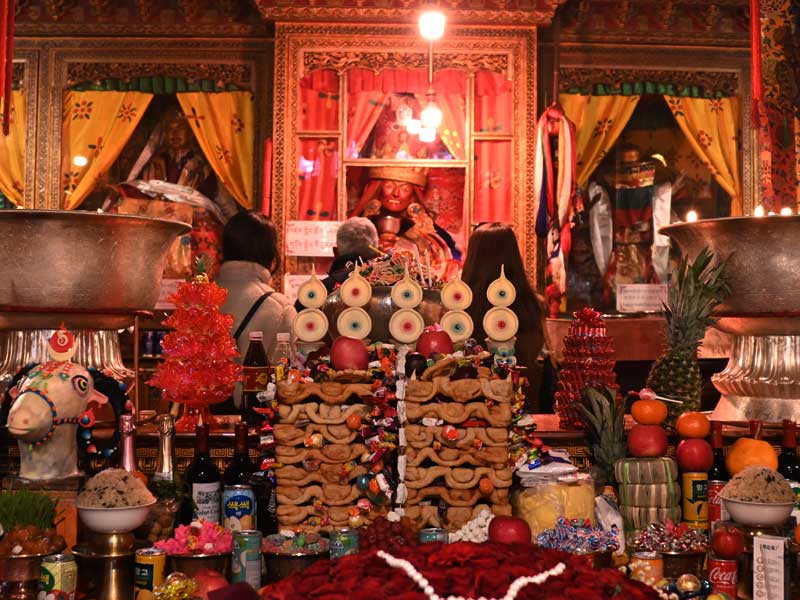 Tengye Ling offering