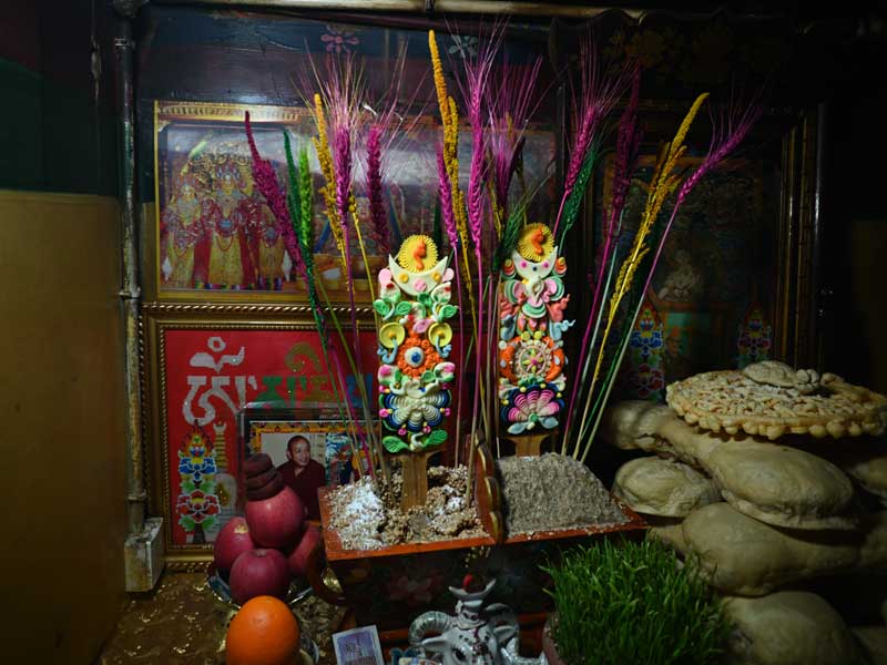 Tsamkhung offering
