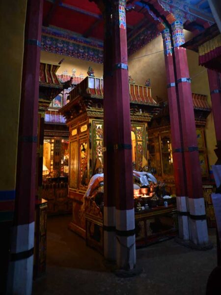 Tsantang back hall