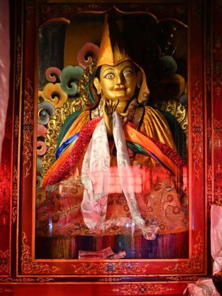 Tse Chokpa Monastery statue