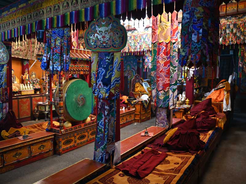 Tsechokling main hall