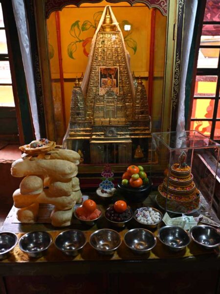Tsechokling spirit stupa