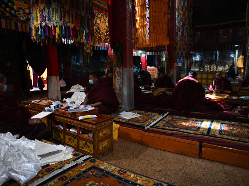 Tsemon Ling sutra hall