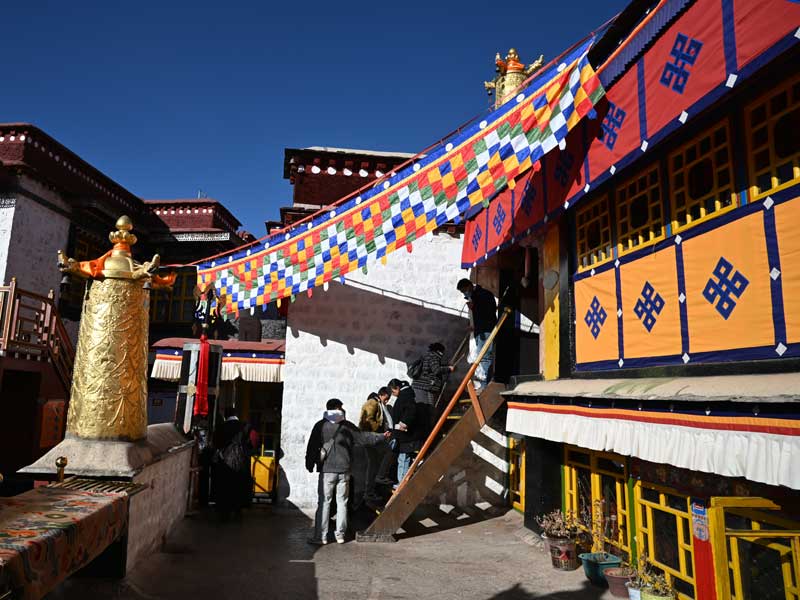 Tsepak Lakhang 2nd floor