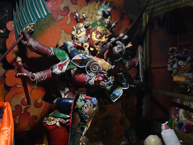Tshal-ba protector deity