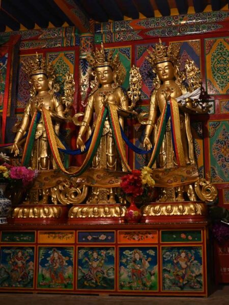 Tso-Buddha-statues