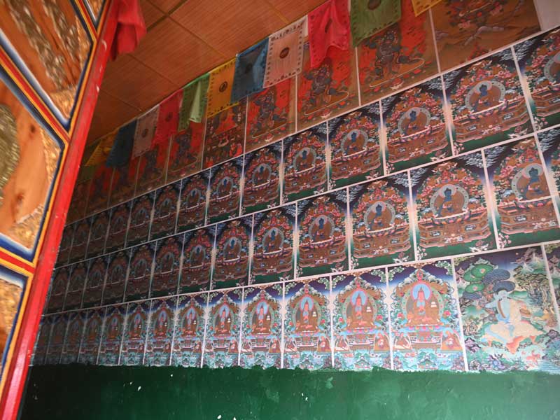 Wache Stupa Grove mural