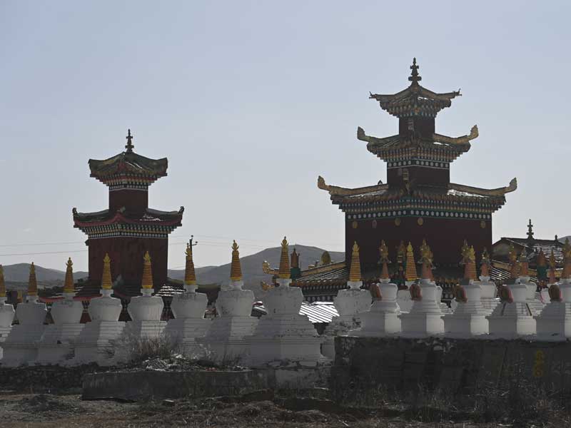Wache-twin-pagodas