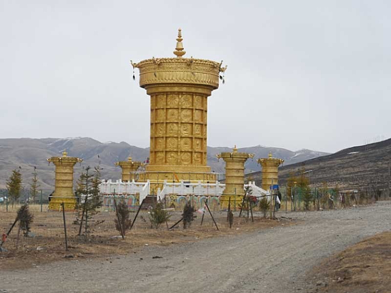 Yagze-prayer-wheel