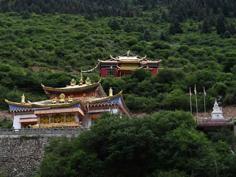 Yeshe-retreat-hut