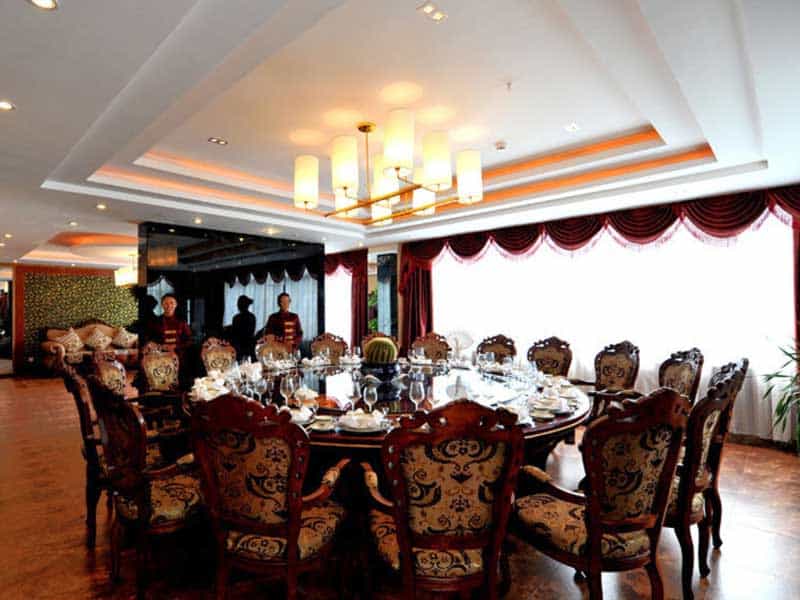 banquet hall